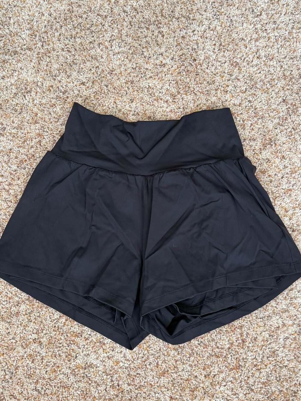 Halara Crossover High Waisted 2-in-1 Athletic Sports Shorts Black Size M